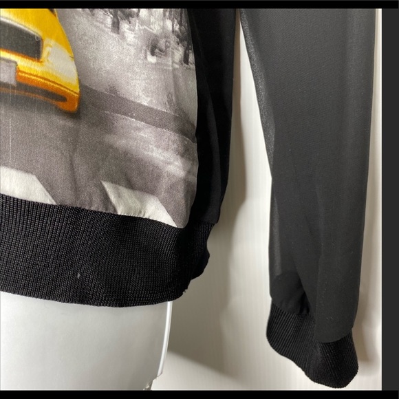 Elie Tahari NYC Graphic Mesh Long Sleeves Top - Picture 4 of 7